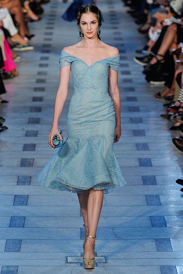 Super Cute Dresses, Zac Posen, Runway Show, International Fashion, Lovely Dresses, Beautiful Gowns, Couture Dresses, Fashion Week Spring, London Fashion Week