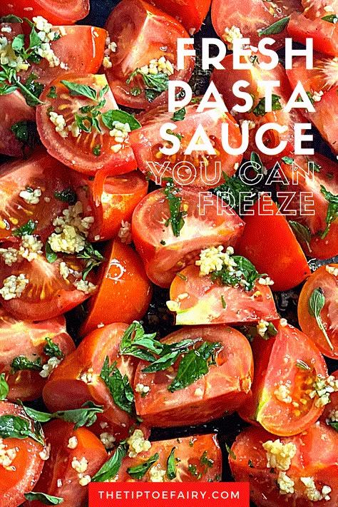 Have you ever made fresh pasta sauce you can freeze? It's so easy with just fresh tomatoes and a few ingredients you probably have! #spaghettisauce #pastasauce #freshpastasauce #garden #tomatorecipes Freezer Pasta Sauce, Fresh Tomato Spaghetti Sauce, Fresh Tomato Pasta Sauce, Pasta Sauce With Fresh Tomatoes, Pasta Sauce Recipes Tomato, Fresh Pasta Sauce, Fresh Tomato Pasta, Frozen Pasta, Fresh Tomato Recipes