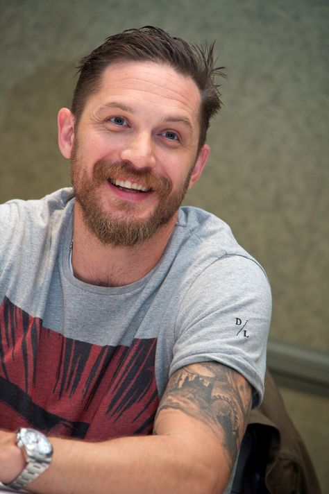 Tom Hardy Is the UK's Hottest Celebrity | POPSUGAR Celebrity Tom Hardy Beard, Tom Hardy Pictures, Edward Thomas Hardy, Tom Hardy Actor, Tom Hardy Photos, Charlotte Riley, Thomas Hardy, The Dark Knight Rises, Tom Hardy