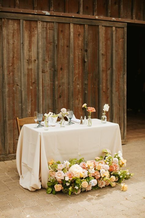 Spring Wedding Reception, Sweetheart Table Flowers, Garden Themed Wedding, Wedding Sweetheart Table, Bride Groom Table, Sweetheart Table Decor, San Luis Obispo California, Spring Garden Wedding, Cal Poly