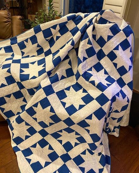 Navy And White Quilt, Blue Quilt, Lone Star Quilt, Two Color Quilts, Country Quilts, Denim Ideas, Antique Quilt, Quilts For Sale, Scrappy Quilt