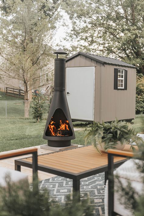 Modern Chiminea Outdoor, Mid Century Fire Pit, Backyard Chiminea Ideas Patio, Outdoor Chiminea Patio, Patio With Chiminea, Mid Century Modern Outdoor Kitchen, Outdoor Chimeneas Ideas Patio, Diy Chiminea Outdoor, Chimnea Outdoor Patio Ideas