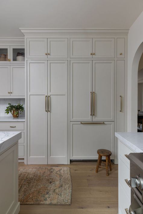 25 Hidden Doors and Secret Spaces Pretty Modern Houses, Hidden Pantry, Hidden Doors, Secret Space, Cabinet Fronts, Secret Door, Hidden Door, Design Remodel, Pantry Door