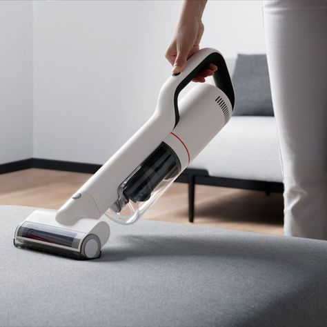 The New RS40 with powerful performance and effective pickup. The RS40 is a cordless vacuum cleaner with wet cleaning accessory mount. For easy carpet vacuuming or vacuum and wash cleaning hard floors simultaneously. Best Cordless Vacuum, Laptop Cooler, Vacuum Packaging, Handheld Vacuum Cleaner, Cordless Vacuum Cleaner, Stick Vacuum, Cleaning Equipment, Cordless Vacuum, Handheld Vacuum