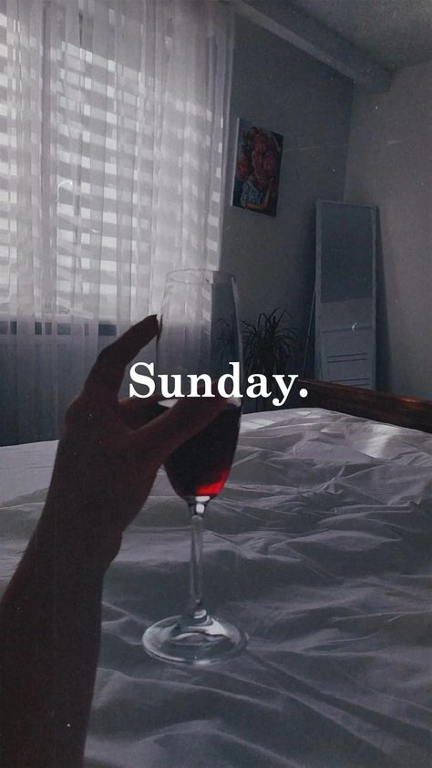 Sunday. Sunday Asthetic Picture, Sunday Mood Aesthetic, Sunday Vibes Aesthetic, Sunday Pics, Sunday Aesthetic, Sunday Pictures, Sunday Vibes, Pink Tumblr Aesthetic, Wallpaper Girly