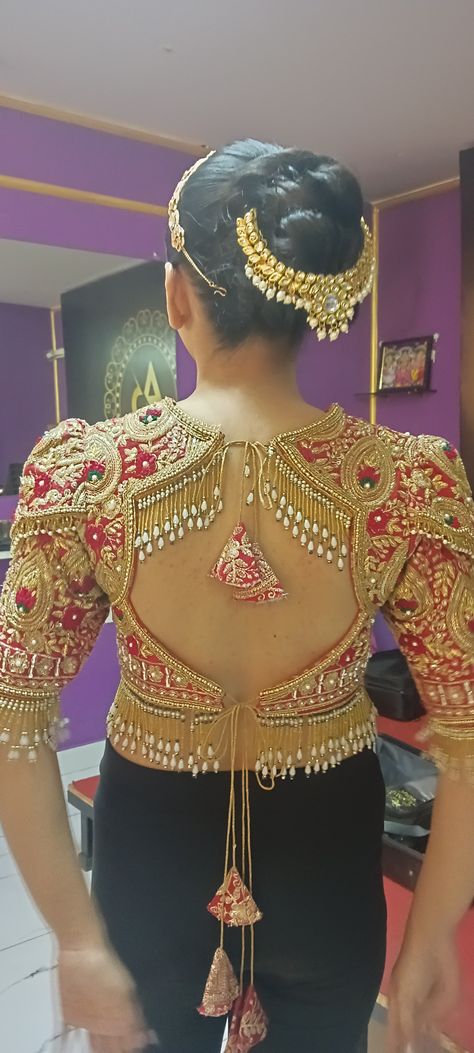 Blouse With Hanging Beads, Blouse Hangings, Blouse Aari Work, Aari Design, Hand Beaded Embroidery, Hanging Beads, Beaded Blouse, Aari Work Blouse, Wedding Blouse