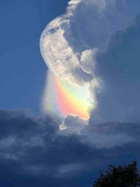 15+ Photos That Immortalized Moments We Don’t See Very Often Gods Promise, Unicorn Sprinkles, Angel Clouds, Fire Rainbow, Rainbow Sky, Krishna Ji, Rainbow Cloud, Beautiful Landscape Wallpaper, Water Droplets