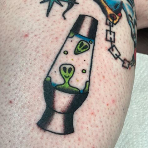 Magnet Tattoo Ideas, Simple Trippy Tattoos, Green Alien Tattoo, Alien Mushroom Tattoo, Simple Alien Tattoo Design, Mushroom Lava Lamp Tattoo, Trippy Tattoos Ideas Hippie, Colorful Alien Tattoo, Acid Tattoo Ideas