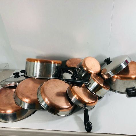 Revere Ware Copper Vintage, Vintage Kitchens, Revere Ware, Kitchen Aesthetic, Pots Pans, Thrift Finds, Kitchen Aid Mixer, Small Home, Pots And Pans