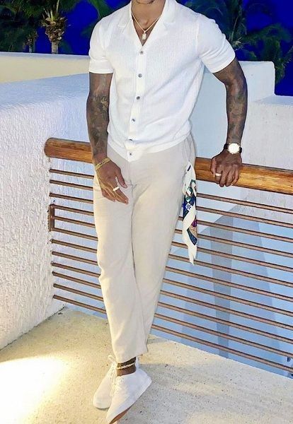 Miami Outfits Men Club, Wedding Ideas Outfit Men, Men’s Summer Looks 2023, Men’s Designer Outfits, White Vacation Outfit Men, Mens Accessories 2023, Summer Style Men 2023, Mens Summer 2023 Outfits, Mens Minimalist Wardrobe Street Styles