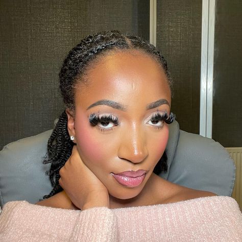 Cute as a button🎀 Makeup details: @madebymitchell blursh in party pink @makeuprevolution blush in pink lady @fentybeauty diamond bomb triple drip in fussy @makeuprevolution shimmer bomb lipgloss in daydream #blackgirlmakeup #fentybeauty #makeuprevolution #madebymitchell #pinkblush Madebymitchell Blursh, Cute As A Button, Pink Lady, Fenty Beauty, A Button, Lip Gloss, Blush Pink, Pink Ladies, Blush