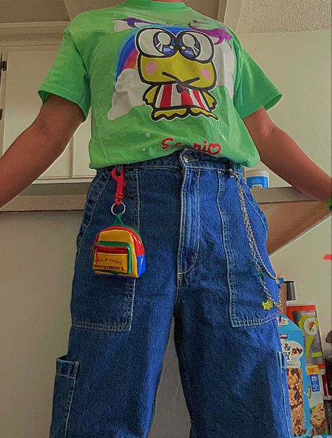 #kidcore #keroppi #sanrio #sanriocore #indie #colorful Sanrio Outfits Masc, Colorful Kidcore Outfits, Simple Kidcore Outfits, Kawaii Kidcore Outfit, Green Kidcore Outfit, Aesthetic Outfits Kidcore, Casual Kidcore Outfits, Sillycore Outfit, Kidcore Winter Outfits