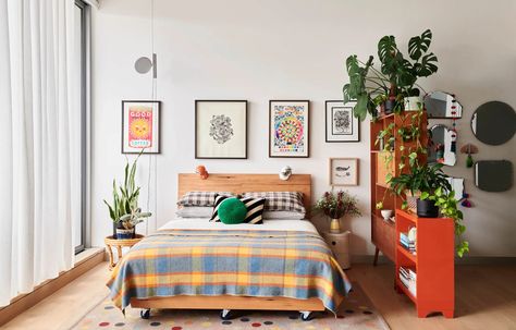 An Off-The-Plan Studio Apartment With Colour + Character! Colourful Small Bedroom, Mid Century Studio Apartment, Eclectic Maximalist Bedroom, Mid Century Bedroom Design, Plan Studio, Kitchen Island Bench, Block Of Flats, Uni Room, Oak Bedroom