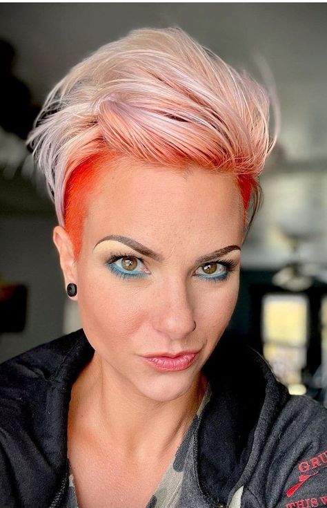 Pixie Hair Color, Yellow Hair Color, Lavender Hair Colors, Bob Hair Color, Edgy Pixie, Cool Blonde Hair, Short Hairdos, Short Brown Hair, Edgy Short Hair