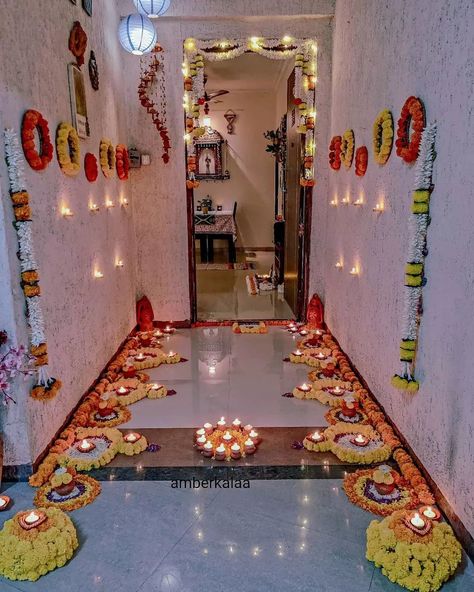 Colour Window, Diwali Decoration Lights, Ganpati Decoration Theme, Diwali Decoration Ideas, Home Flower Decor, Diwali Pictures, Candy Land Birthday Party, Birthday Decorations For Men, Ganapati Decoration