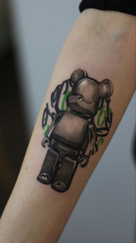 Bearbrick with calligraphy. Tattoos ideas Stormtrooper Tattoo, Darth Vader Lego, Star Wars Tattoo Sleeve, Lego Tattoo, Darth Vader Tattoo, Bio Mechanical, Sketch Style Tattoos, All Black Tattoos, Mechanic Tattoo