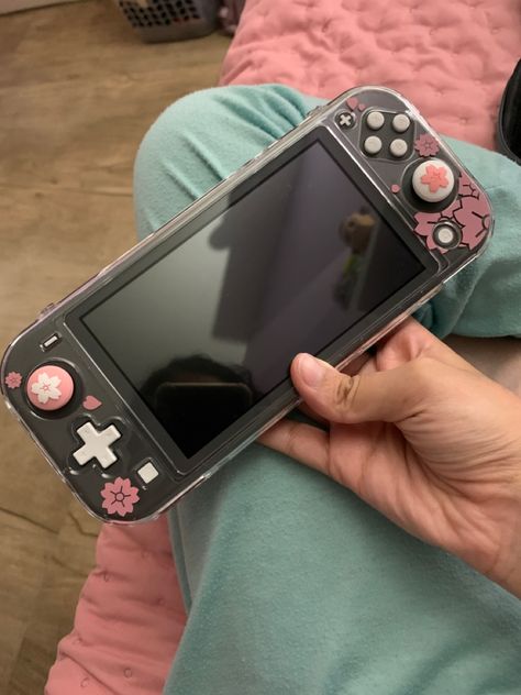 Nintendo Cases Cute, Switch Case Aesthetic, Nintendo Lite Case, Nintendo Switch Case Aesthetic, Nintendo Switch Lite Games, Nintendo Switch Aesthetic Case, Switch Lite Aesthetic, Nintendo Switch Lite Aesthetic, Nintendo Switch Cute