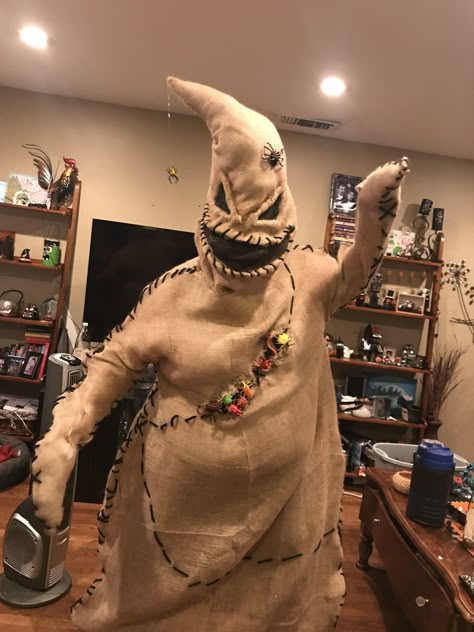 How To Make Oogie Boogie Costume, Oogie Boogie Yard Decor, Homemade Oogie Boogie Costume, Oogy Boogie Costume, Oggie Boggie Custom, Uggy Buggy Jack, Diy Boogie Man Costume, Oogie Boogie Halloween Costume, Boogie Oogie Costume