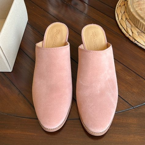 Madewell Brand, Harper Mule In Suede, Old Rose Color, Size 8 Madewell Mules, Old Rose Color, Black Mule, Black Leather Mules, Mule Shoes, Platform Clogs, Clog Heels, Madewell Shoes, Suede Mules