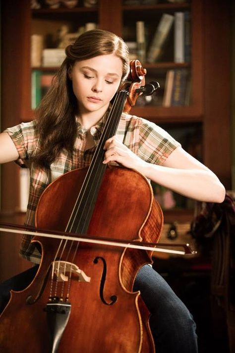 Chloe Grace Moretz # If I Stay If I Stay Movie, Brooke Hogan, Learning Music, Chloe Grace Mortez, Ace Hood, Castle Beckett, Cello Music, Hit Girls, Classical Musicians