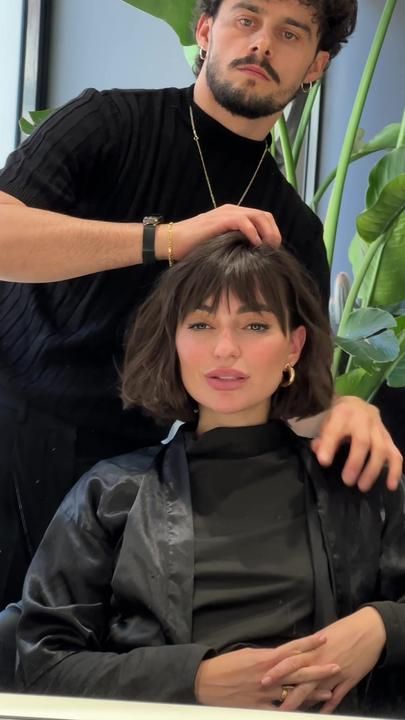 Haircut Tiktok, French Bob Haircut, Colors 2023, French Bob, Chin Length Hair, Fall Hair Color For Brunettes, Bob Haircut With Bangs, Hair Inspiration Short, Hair Bob