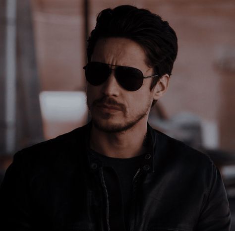 Hitman Aesthetic Male, Sunglasses Aesthetic Male, Hitman Aesthetic, Sunglasses Aesthetic, Bad Boy Aesthetic, Character Aesthetics, Boy Aesthetic, Male Characters, Male Character