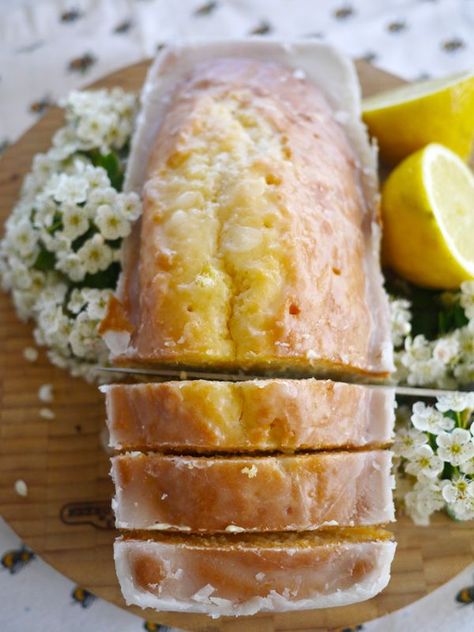 Best Lemon Drizzle Cake, Lemon Drizzle Cake, Drizzle Cake, Baked Bacon, Lemon Drizzle, Baking Recipe, Lemon Pound Cake, Dessert Dips, Baked Dessert Recipes