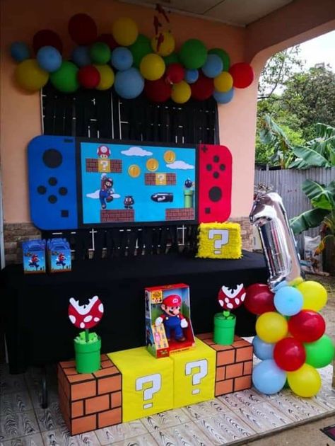 Mario Birthday Party Backdrop, Mario Kart Party Decorations, Super Mario Bros Decorations, Mario Kart Decorations, Diy Mario Decorations, Mario Decorations, Nintendo Birthday Party, Nintendo Birthday, Super Mario Brothers Party