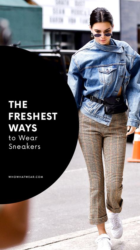 The coolest ways to wear sneakers Prada Sneakers, Sneaker Outfits, Tomboy Chic, Colorful Sneakers, Sneakers Street Style, Jenner Style, Knit Sneakers, Kendall Jenner Style, Blue Sneakers