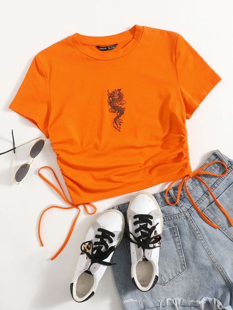 Orange Top Outfit Spring, Vicky Aesthetic, Lee Fletcher, Cute Feminine Outfits, Orange Graphic Tee, Orange Clothing, Orange Tshirt, Orange Outfits, Orange Dragon