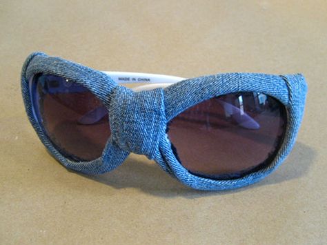 #DIY denim sunnies Denim Sunglasses, Sunglasses Diy, Diy Sunglasses, Diy Fashion Trends, Diy Fashion Projects, Diy Back To School, Diy Denim, Back To School Fashion, Denim Projects