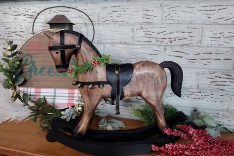 Wood Rocking Horse, Folk Art Christmas, Horse Vintage, Wooden Rocking Horse, Wooden Horse, Altered Bottles, Paint Finish, Rocking Horse, Art Christmas