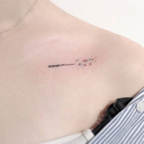 Harry Potter wand. Tiny Harry Potter Tattoos, Harry Tattoos, Wand Tattoo, Tiny Tattoos For Women, Hp Tattoo, Harry Potter Tattoos, Harry Potter Tattoo, 4 Tattoo, Cat Tattoos