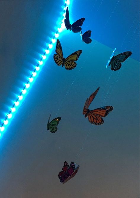 Butterfly Room Decor Aesthetic, Tiktok Room Decor, Forest Room Aesthetic, Tiktok Room Aesthetic, Room Decor Hanging, Ceiling Room, Tiktok Room, Butterfly Room Decor, Hippie Bedroom Decor