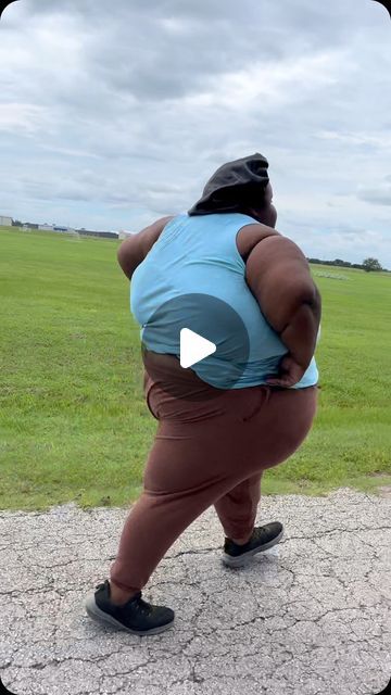 Layla Chanel on Instagram: "Felt amazing and full of energy after my workout earlier 🤩🏋🏾‍♀️ So I decided to go on a jog/run today and i feel amazing 🔥🔥  #fyp #fypage #explorepage #75soft #75softchallenge #fightingobesity #plussizefitnessmotivation #plussizefitnessjourney #500poundlife #weightloss #naturalweightlossjourney #naturalweightloss #fitness #fitnessmotivation #75hard #christianrap" 2000s Workout, Red Dress Accessories, Hiking Pics, Christian Rap, Hiking Snacks, Yoga For Seniors, Red Dress Costume, Dream Cars Mercedes, Full Of Energy