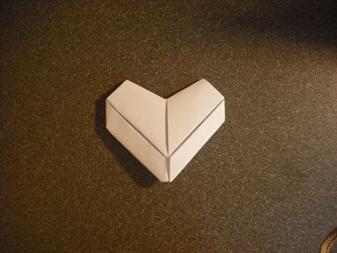 Paper Hearts Origami, Origami Wedding, Origami Love, Modular Origami, Origami Heart, Diy Fan, Origami Instructions, Diy Origami, Paper Heart