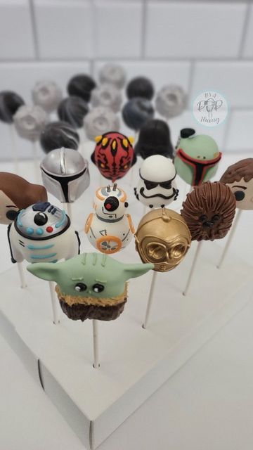 It's not a cakepop, It's a POP Thang ! on Instagram: "“The fear of loss is a path to the dark side.” • • • #starwarscakepops #charactercakepops #bakinglove #yum #desserts #birthdaytreats  #treatmaker #partyplanner #vegaseventdesign #luxurytreats #confections #lvfoodie #lvtreats #cakepopreels #starwarsreels #chocolatedipped #elegantsweets #eventdecor #popthang #igcakepops #pastrychef #foodstagram #homebaking #cakeart #bakinglove #patisserie #foodlover #sweettooth #grams #handmade" Star Wars Cakepops, Star Wars Themed Treats, Starwars Cakepops, Yoda Cake Pops, Star Wars Cake Pops, Winnie Poo, Yoda Cake, Star Wars Birthday Cake, Pop Cupcakes