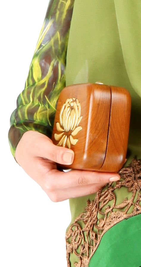 . Bamboo Fashion, Wooden Clutch, Wooden Purse, Wood Table Design, Wooden Bag, Sequin Clutch, Couture Embroidery, Wooden Accessories, Pink Lotus