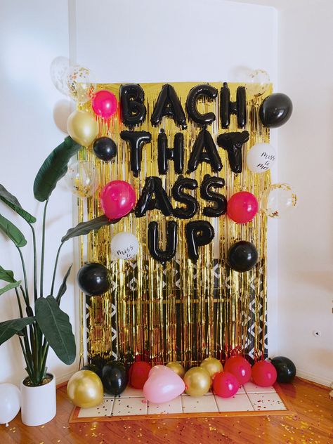 Themed Bachelorette Party Ideas, Nola Bachelorette, Bachelorette Balloons, Miami Aesthetic, Miami Bachelorette Party, Themed Bachelorette Party, Bachelorette Party Decor, Bachelorette Planning, Bachelorette Party Weekend