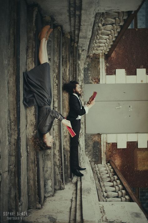 Wings // Sophie Black // www.blacksophie.com/ #surreal #Photography Surreal Couple Photography, Photoshoot Surrealism, Surrealism Photoshoots, Surrealist Ball Wedding, Surrealism Guy Billout, Photography Surreal, Surreal Photography, Wedding Photoshoot Poses, Red Shoes