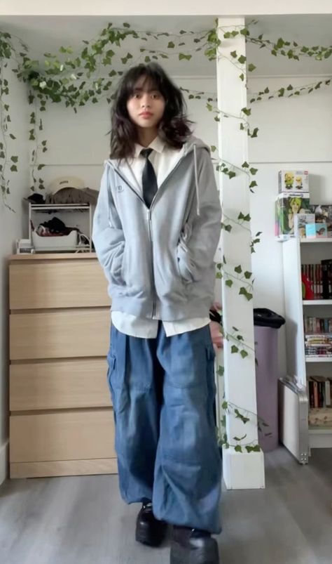 W2e Outfits, Futch Outfits, Wave To Earth Concert Outfit, Fit Inspo Baggy Clothes, Outfit Tomboy, Girly Summer Outfits, Pakaian Hipster, Tomboy Stil, Tomboy Fits