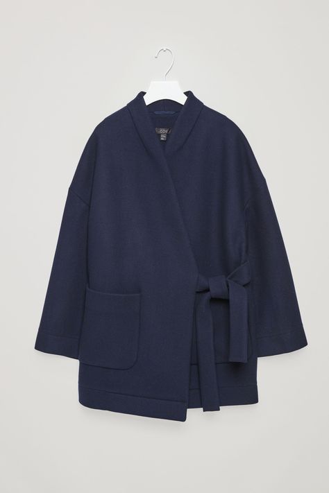 COS image 6 of Wool kimono coat with side tie  in Navy Wool Kimono, Moda Kimono, Kimono Coat, Design Wardrobe, Dope Fashion, Lovely Clothes, Coat Outfits, India Fashion, Classic Outfits