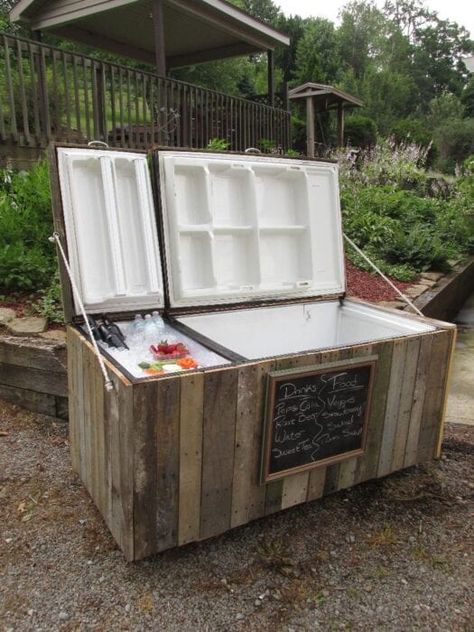 Homemade Cooler, Old Fridge, Backyards Ideas, Diy Cooler, Old Refrigerator, Refrigerator Cooler, Outdoor Cooler, Glamping Tents, Fridge Cooler