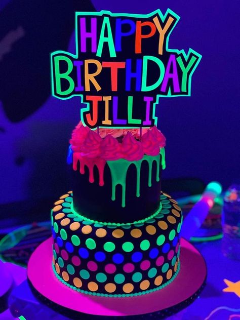 Glow In The Dark Birthday Cake, Glow In The Dark Cake, Neon Birthday Cakes, Dark Cake, Glow Cake, Neon Cakes, Hot Wheels Cake, Wheel Cake, Glow In Dark Party