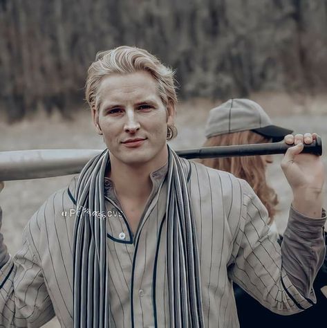 Dr Cullen, Carlisle Cullen, Vampire Twilight, Jasper Hale, Twilight Cast, Peter Facinelli, Twilight Photos, The Cullen, Twilight Film