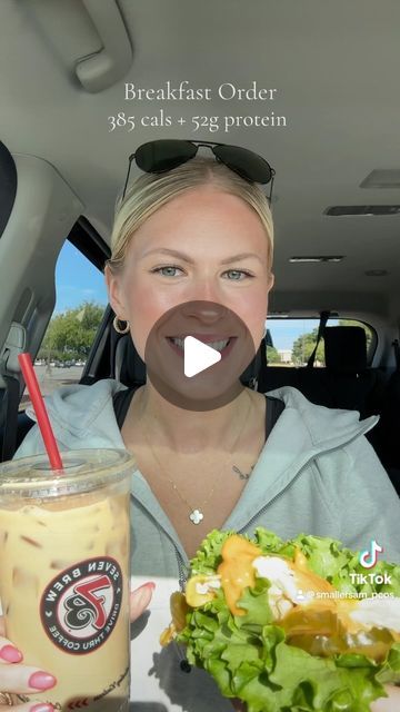 Samantha Milton on Instagram: "Breakfast Order eating in a calorie deficit 🍳🥓  (385 cals + 52g protein) Here’s what I ordered:  -Tripple shot espresso + SF brown sugar cinnamon syrup in a large cup with ice from 7 Brew/ added a cinnamon bun Premier Protein Shake (165 cals + 30g protein)  -Eggwhite Griller with NO MUFFIN + lettuce wrap and sweet heat pickles from Chick-fil-A  (160 cals + 22g protein)  -1 honey barbecue sauce (60 cals)  -2 texas pete hot sauces (0 cals)  #chickfila #egg #grilled #chicken #pickles #lettucewrap #sauce #cheese #espresso #protein #coffee #breakfast #fastfood #order #lowcal #caloriedeficit #weightloss #pcosweightloss #menu #hack #mealprep #togo" High Protein Low Calorie Fast Food, High Protein Mcmuffin, Calorie Deficit Chipotle, Protein Caramel Frappe, Low Calorie High Protein French Toast, Healthy Fast Food Options, Premier Protein Shakes, Breakfast Hack, Honey Barbecue Sauce