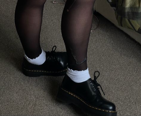 little docs frilly socks and holey tights lol Frilly Socks Doc Martens, Doc Marten Aesthetic, Low Top Docs, Doc Martens Aesthetic, Frill Socks, Starry Night Dress, Frilly Socks, Doc Marten, White Socks