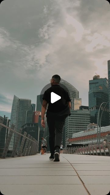 Andy Yong on Instagram: "3 solo transitions for your next video 🎥 . #photohacks #videotutorial #transitions #travel" Smartphone Photography, Insta Videos, Creative Video, Rich Man, Next Video, How To Pose, Travel, On Instagram