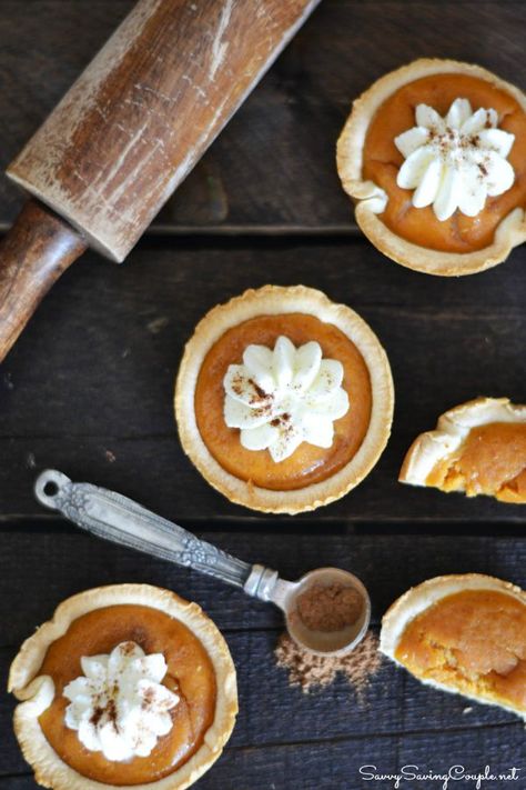 These delicious, bite-sized pumpkin pies taste exactly like traditional ones only smaller. They are perfect for portion control or dessert buffets. Mini Pumpkin Pie, Mini Pumpkin Pies, Pie Bites, Purple Stuff, Pumpkin Pies, Muffin Tin Recipes, Thanksgiving Treats, Pumpkin Pie Recipes, Mini Pies