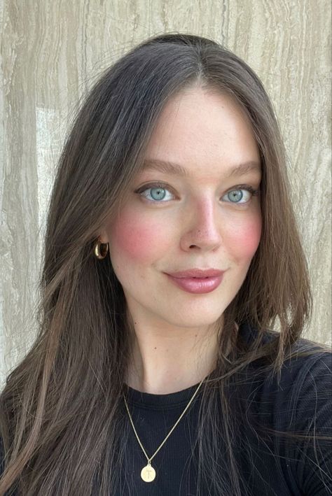 Emily Didonato Hair Color, Emily Didonato Makeup, Emily Didonato Hair, Ash Brown Hair Blue Eyes, Brown Hair Pale Skin Blue Eyes, True Summer Hair Color, Brown Hair Blue Eyes Pale Skin, Scandinavian Hairline, Steph Mandich